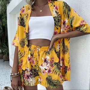 Tropical Print 2 piece Blouse & Shorts Set